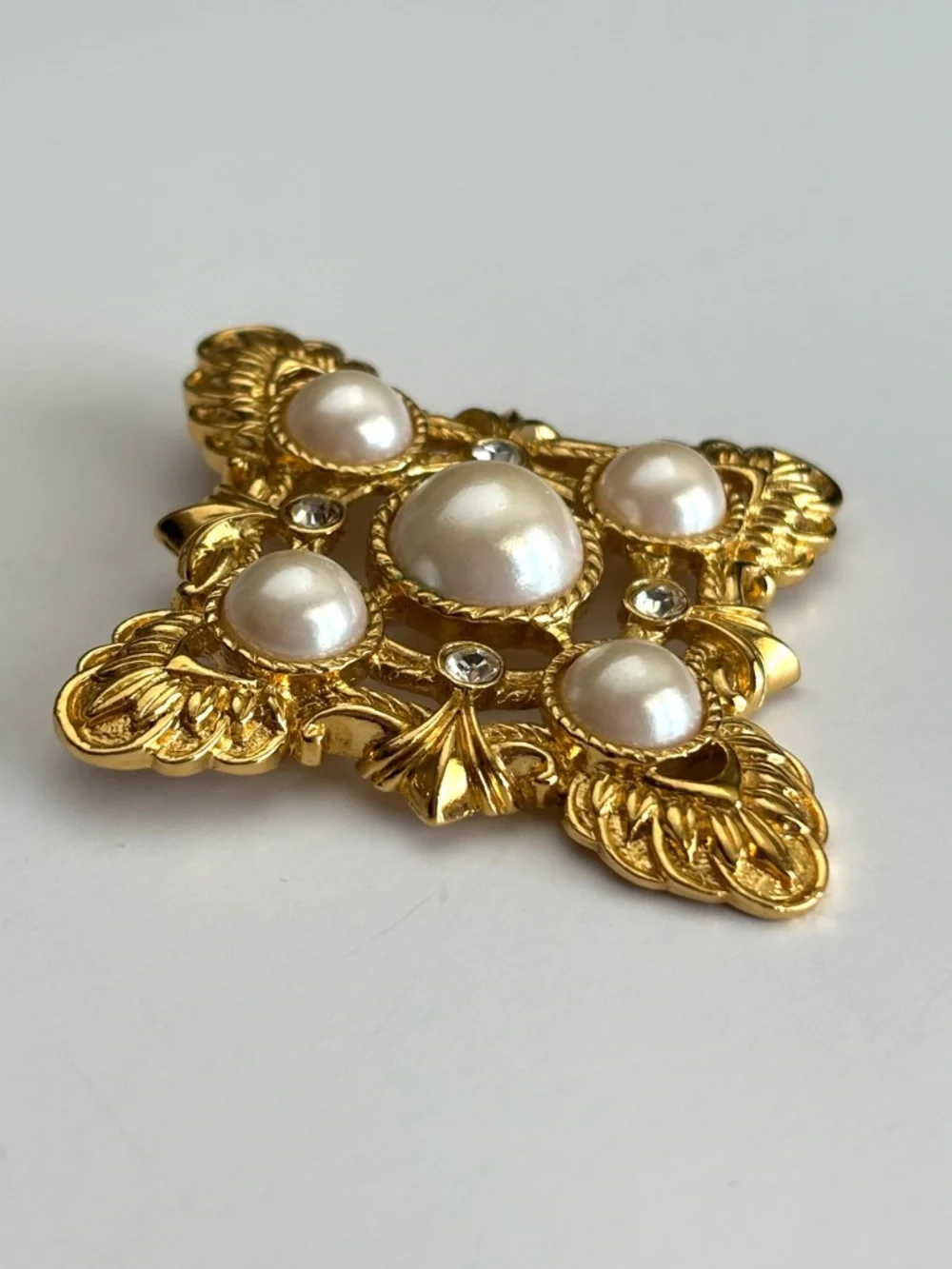 Avon vintage gold